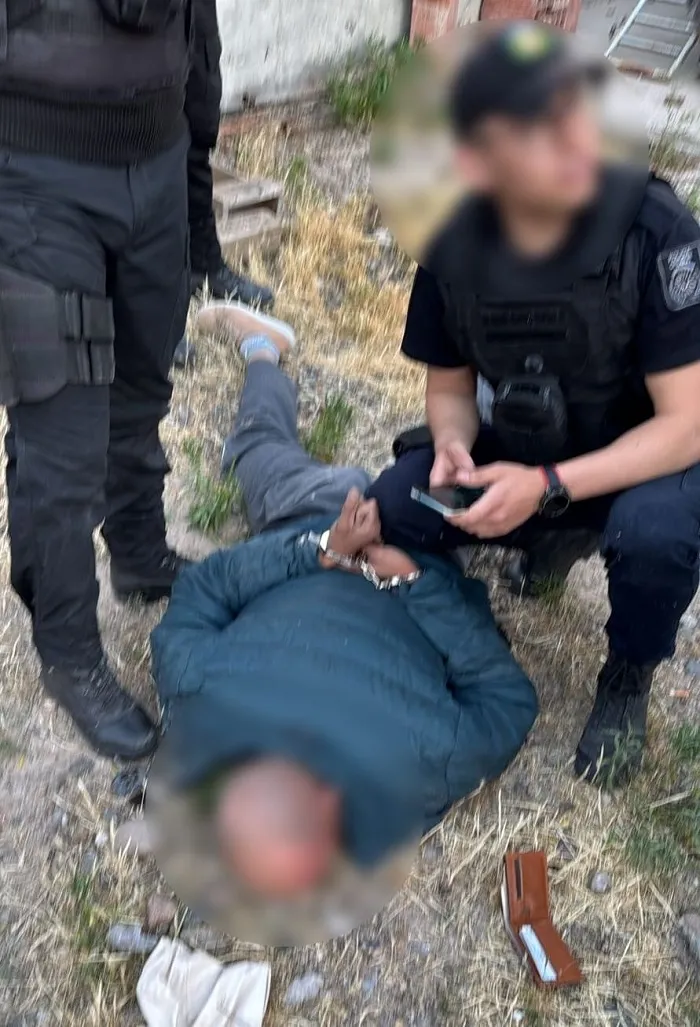 operativo policial Ruta 3, camionetas robadas Chubut, Héctor Iturrioz alerta, detención en Trelew, Prefectura Naval Argentina, Policía del Chubut, robo en Rada Tilly, colisión en fuga, Ministerio Público Fiscal Chubut, seguridad en Ruta 3