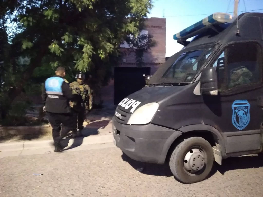 operativo narcotráfico, penal Rawson, drogas, clorhidrato de cocaína, marihuana, psicofármacos, investigaciones, fuerzas de seguridad, allanamientos, Trelew, Neuquén, tráfico de drogas, servicio penitenciario, seguridad, justicia