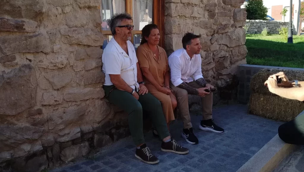 Donato de Santis, Gaiman, turismo Chubut, Casa de Té Plas y Coed, Martín Rubinetti, gastronomía patagónica, té galés, turismo gastronómico, cultura galesa, viaje a Gaiman, Studio Paradiso, cocina y tradición, historia de Gaiman, chef en Chubut, turismo Argentina