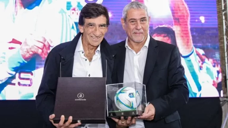 Costas fue reconocido como ciudadano ilustre de Avellaneda