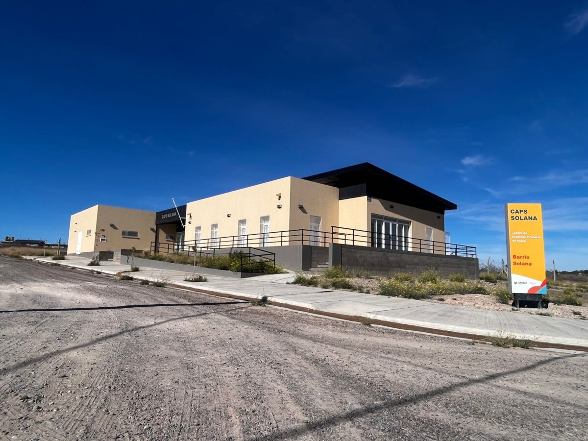Provincia finalizó la obra de un nuevo centro de salud en Puerto Madryn -  Radio 3 Cadena Patagonia