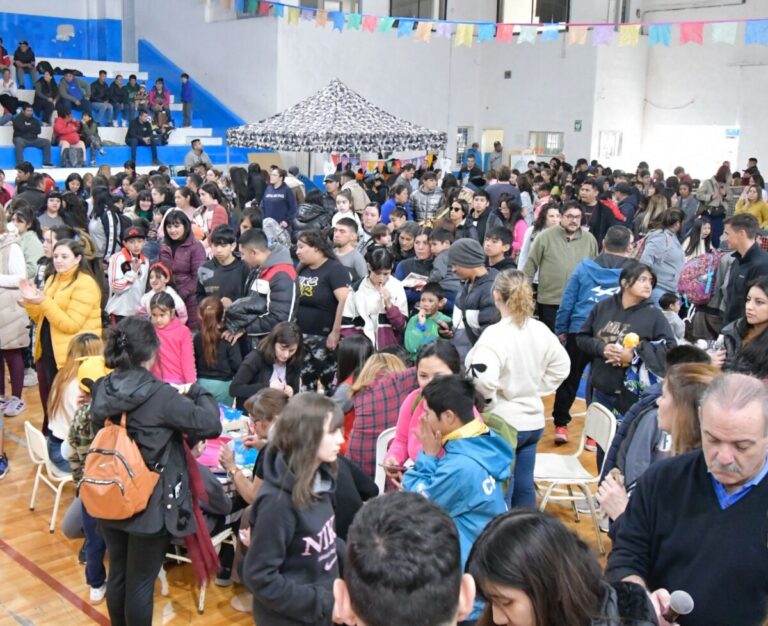Mil personas celebraron el Día de las Infancias en Trelew