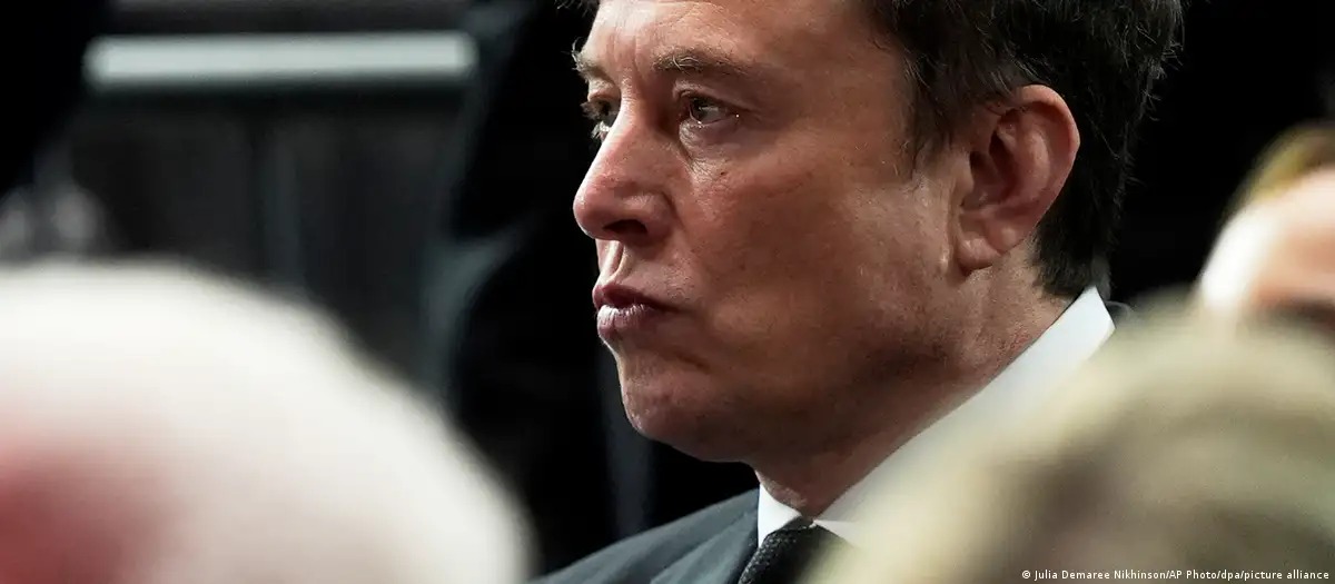La fortuna de Elon Musk supera el PBI de Argentina - Radio 3 Cadena ...