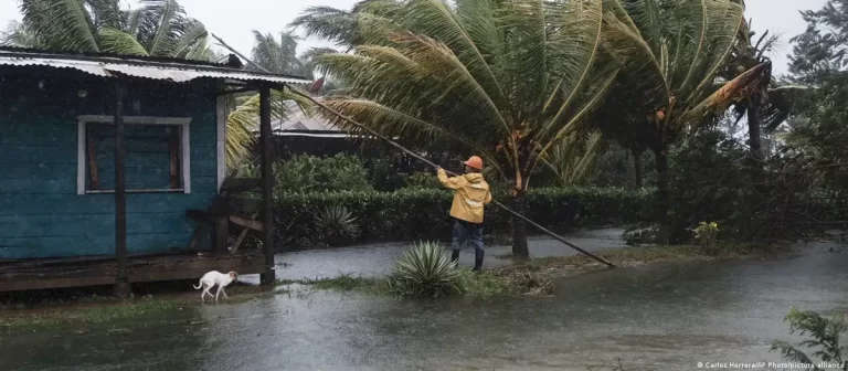 Centroamérica se mantiene en alerta por tormenta tropical Cristina