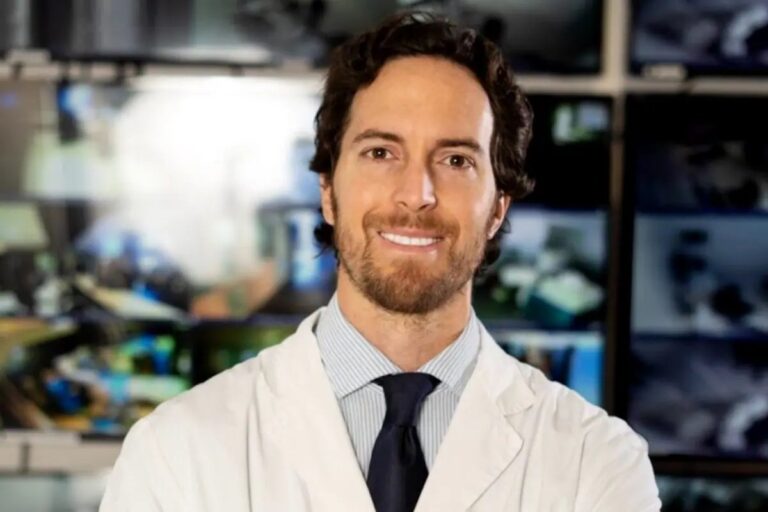 Un médico argentino recibió un prestigioso premio de la oftalmología mundial