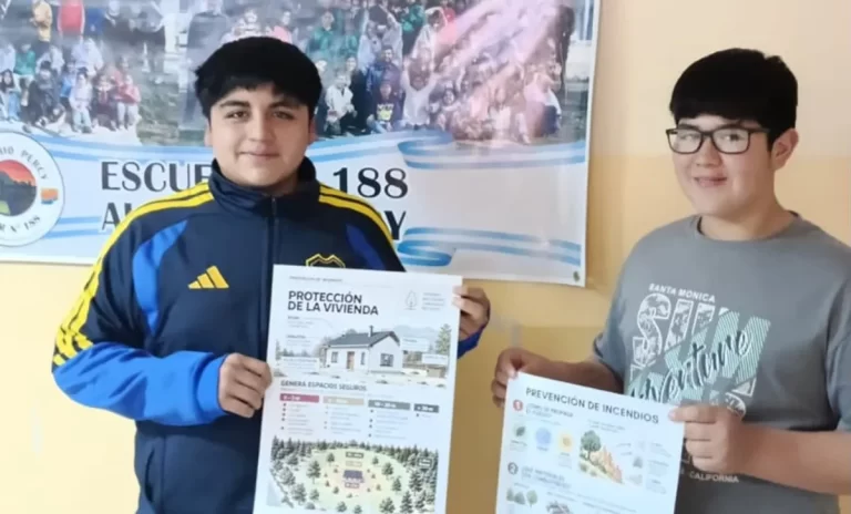 Brindaron una capacitación en prevención de incendios en la Escuela de Alto Río Percy